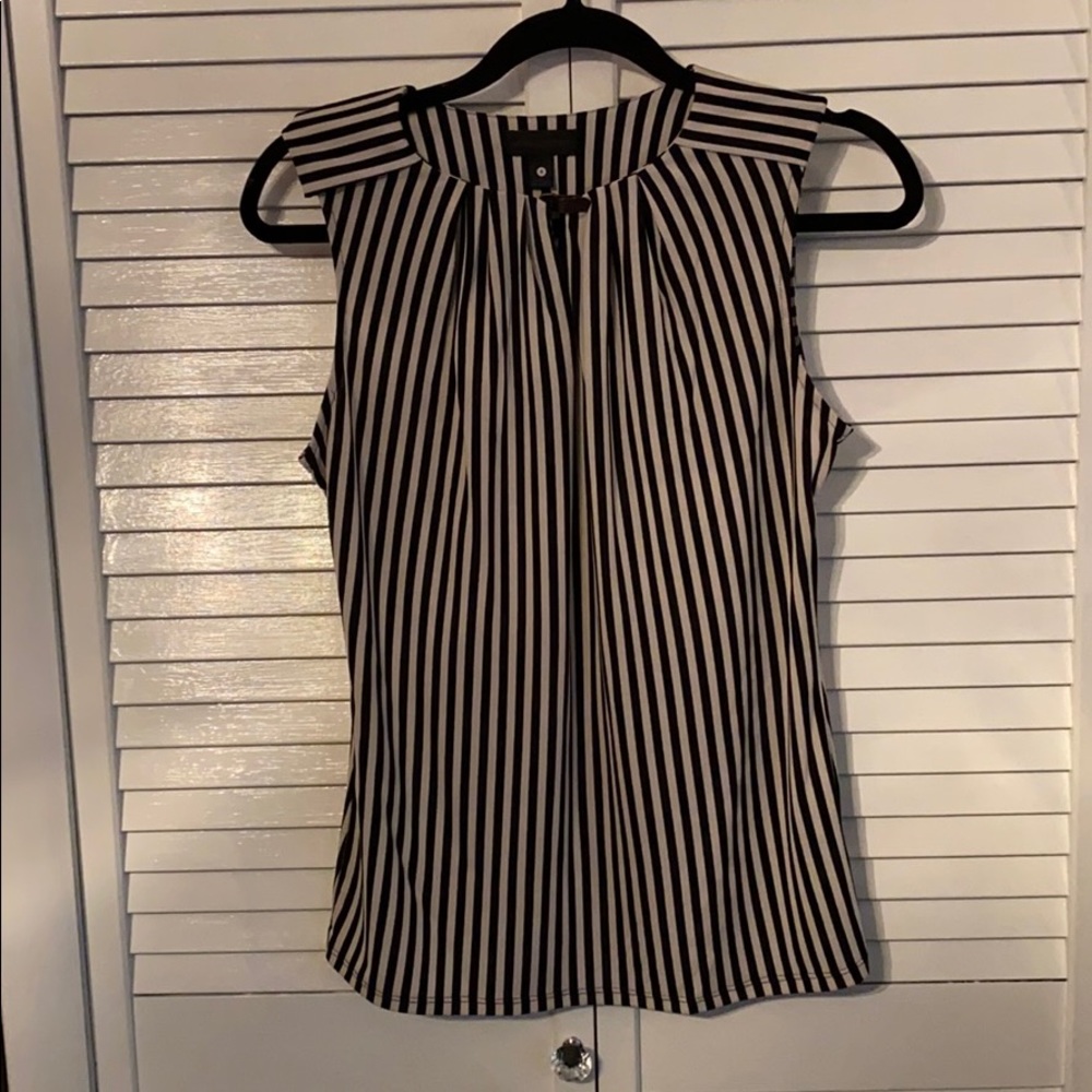 Worthington black and white dress shirt